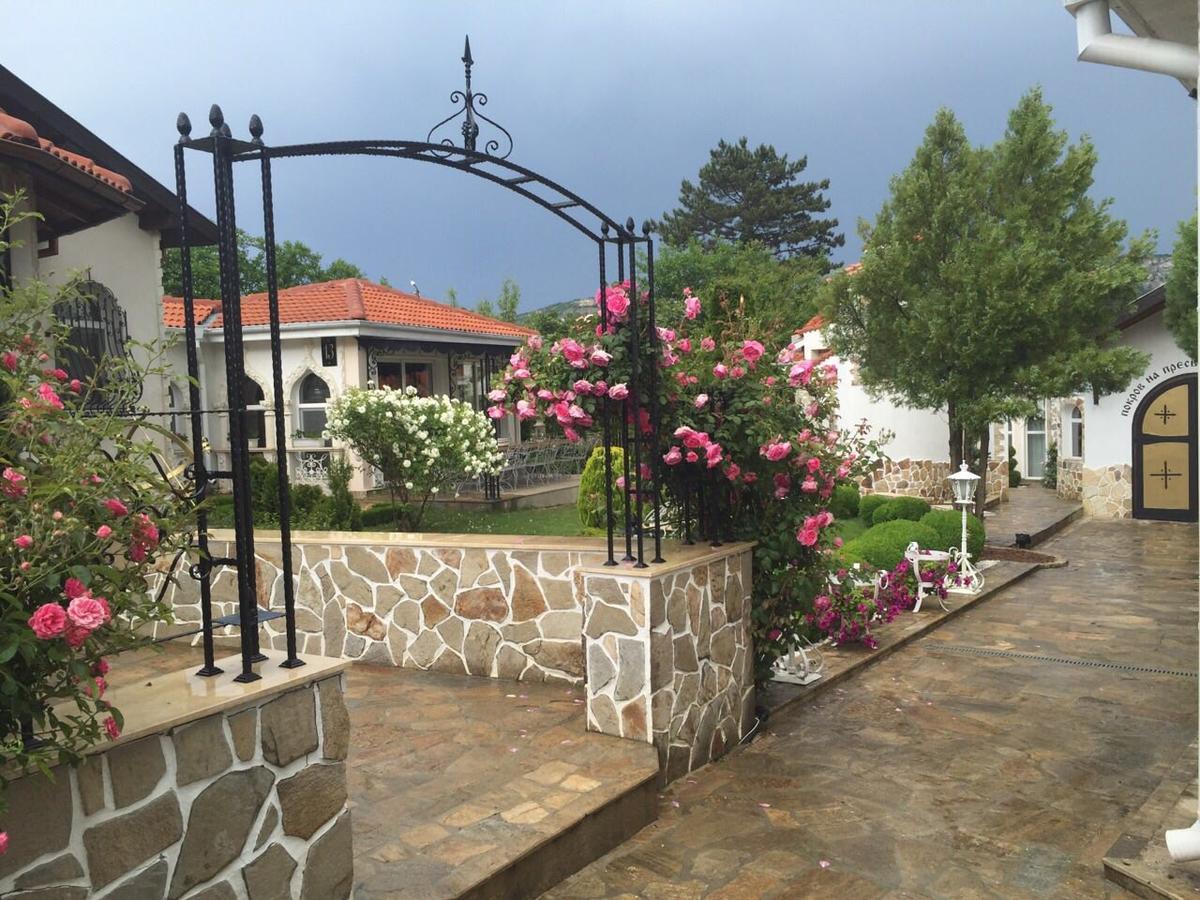 Villa St. Michael Madara Exterior photo